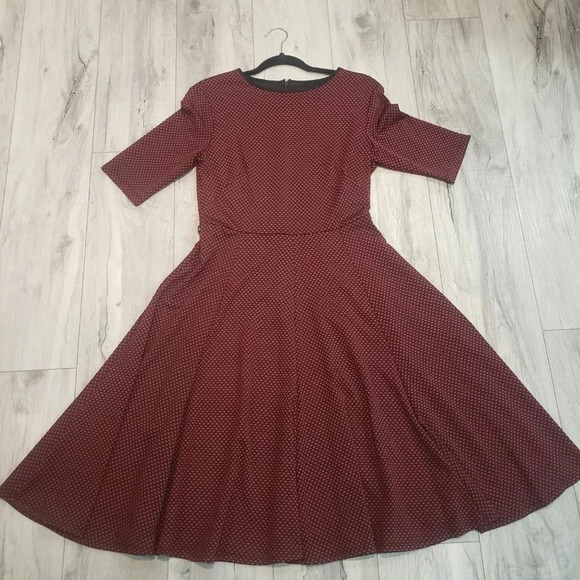 Danny & Nicole Womans Red/Black Polka Dot Fit & Flair Knit  Dress Size 10 - Picture 1 of 7